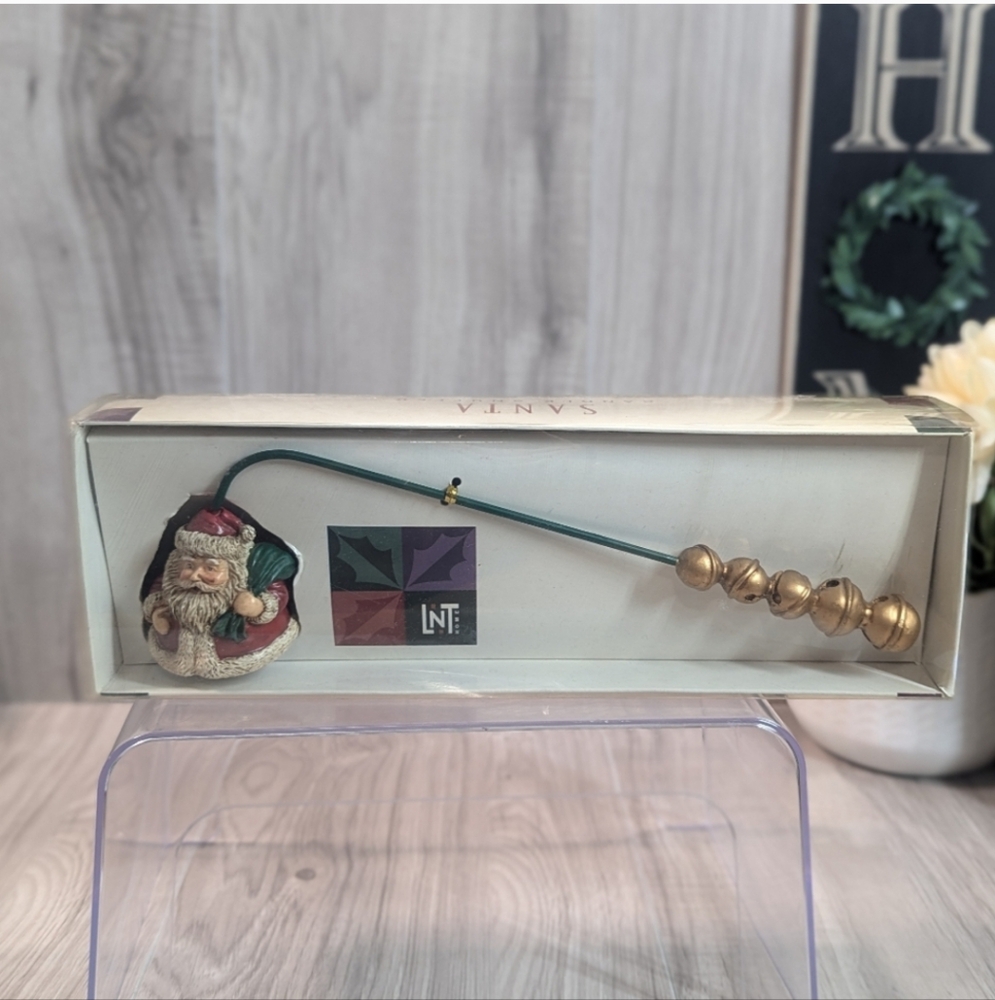 Vintage Linen-N-Things Santa Claus Christmas Candle Snuffer NEW Kitschy